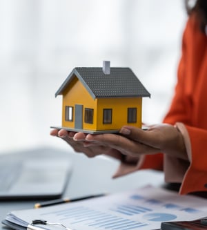 african-american-realtor-working-at-desk-housing-2023-11-27-04-59-22-utc african-american-realtor-working-at-desk-housing-2023-11-27-04-59-22-utc